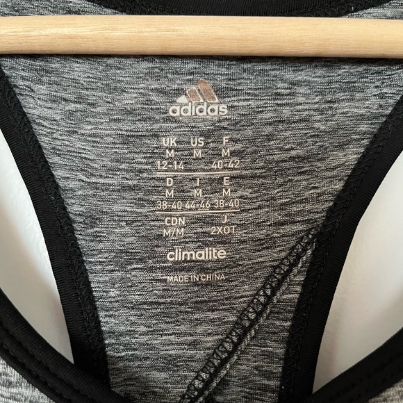 EUC Adidas Climalite Workout Tank size Medium - Picture 4 of 4